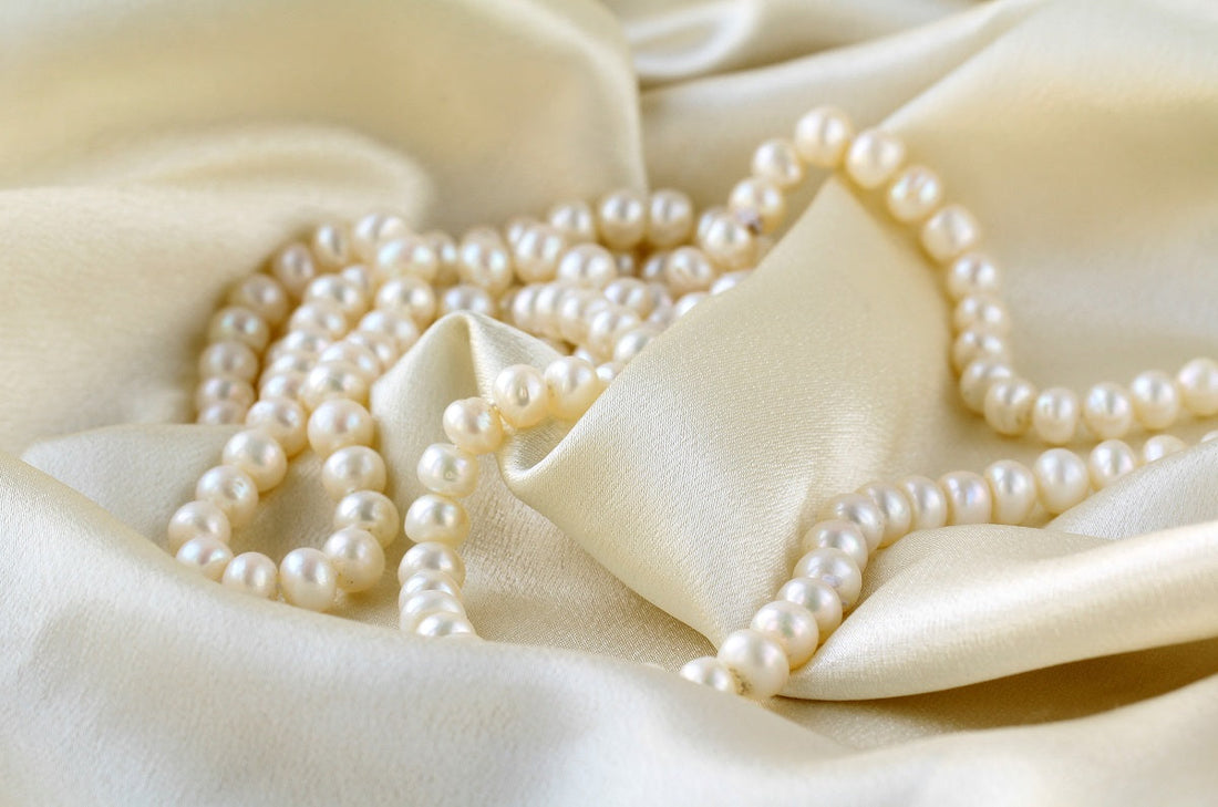 Come Pulire e Conservare le Perle: Guida Completa alla Cura