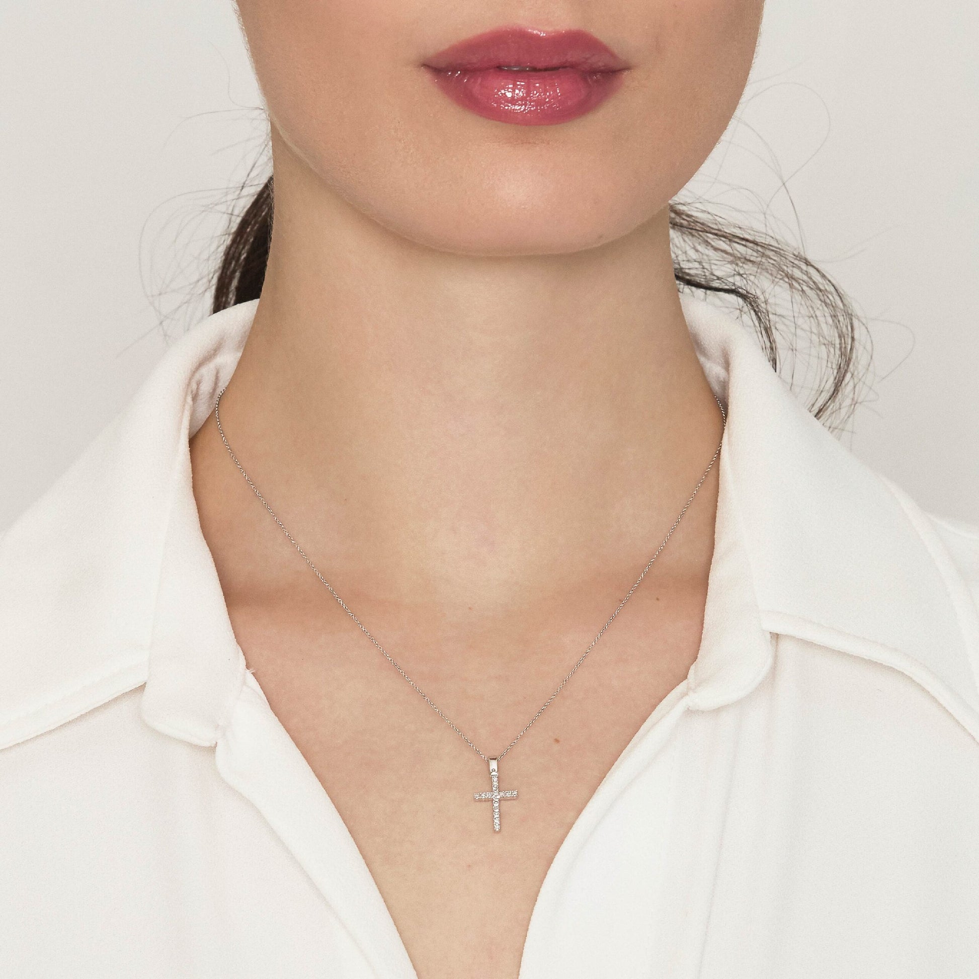 Diamonds | Pendente a croce in oro e diamanti
