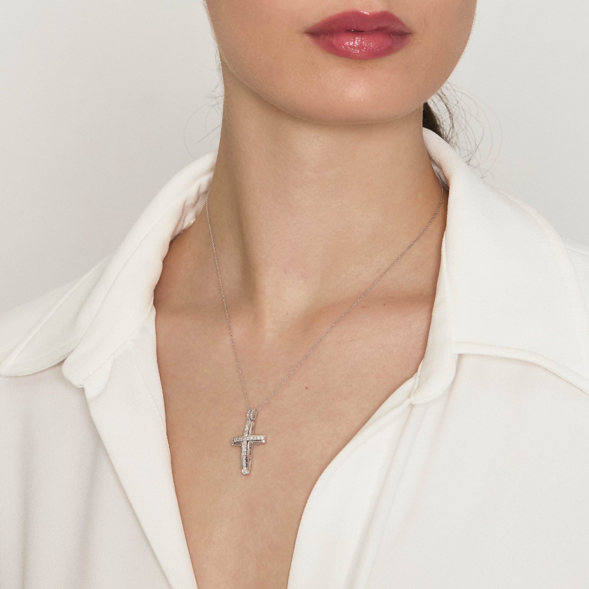 Diamonds | Pendente a croce in oro e diamanti