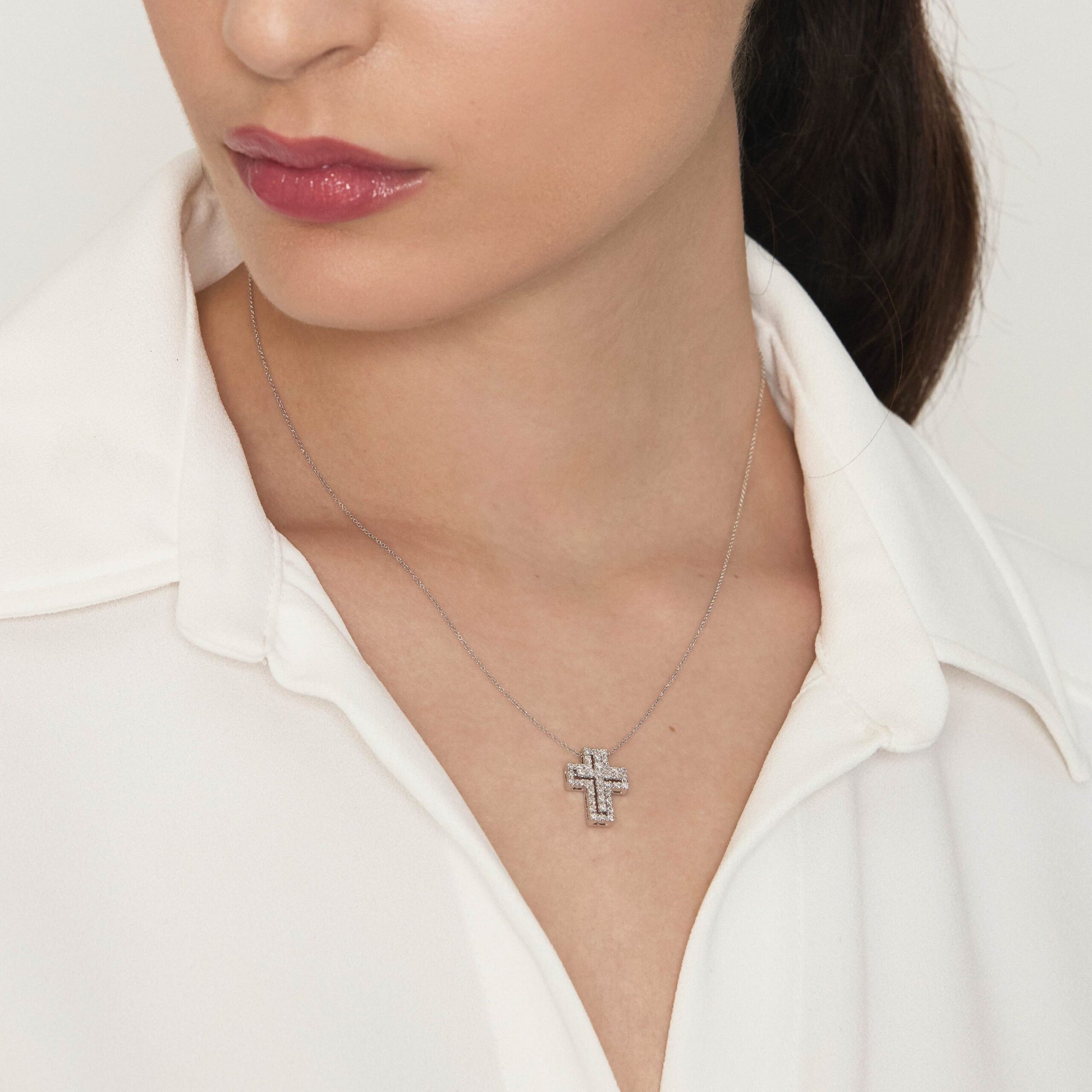 Diamonds | Pendente a croce in oro e diamanti