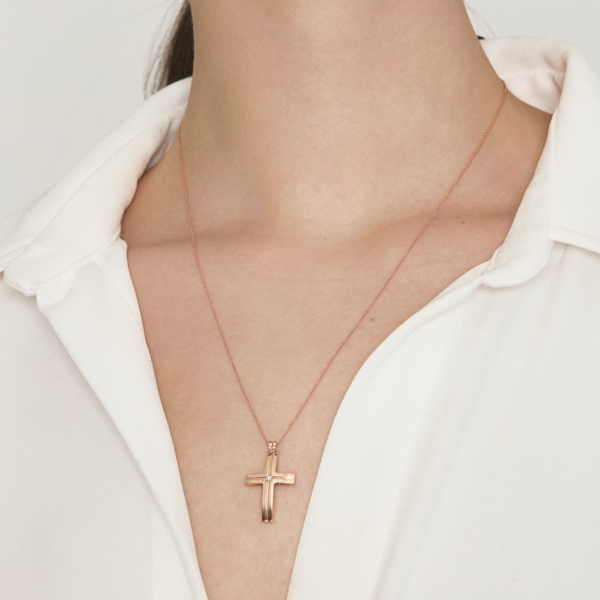 Diamonds | Pendente a croce in oro e diamanti