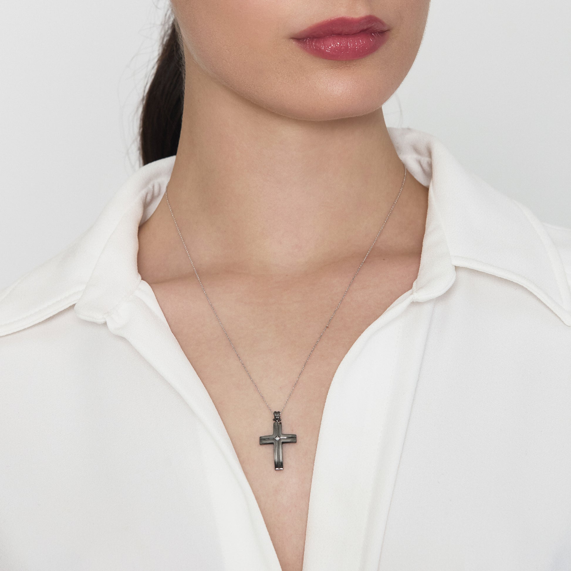 Diamonds | Pendente a croce in oro e diamanti