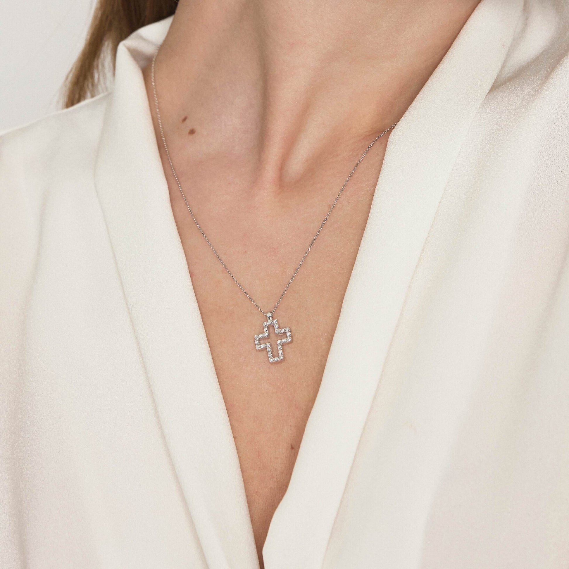 Diamonds | Pendente a croce in oro e diamanti