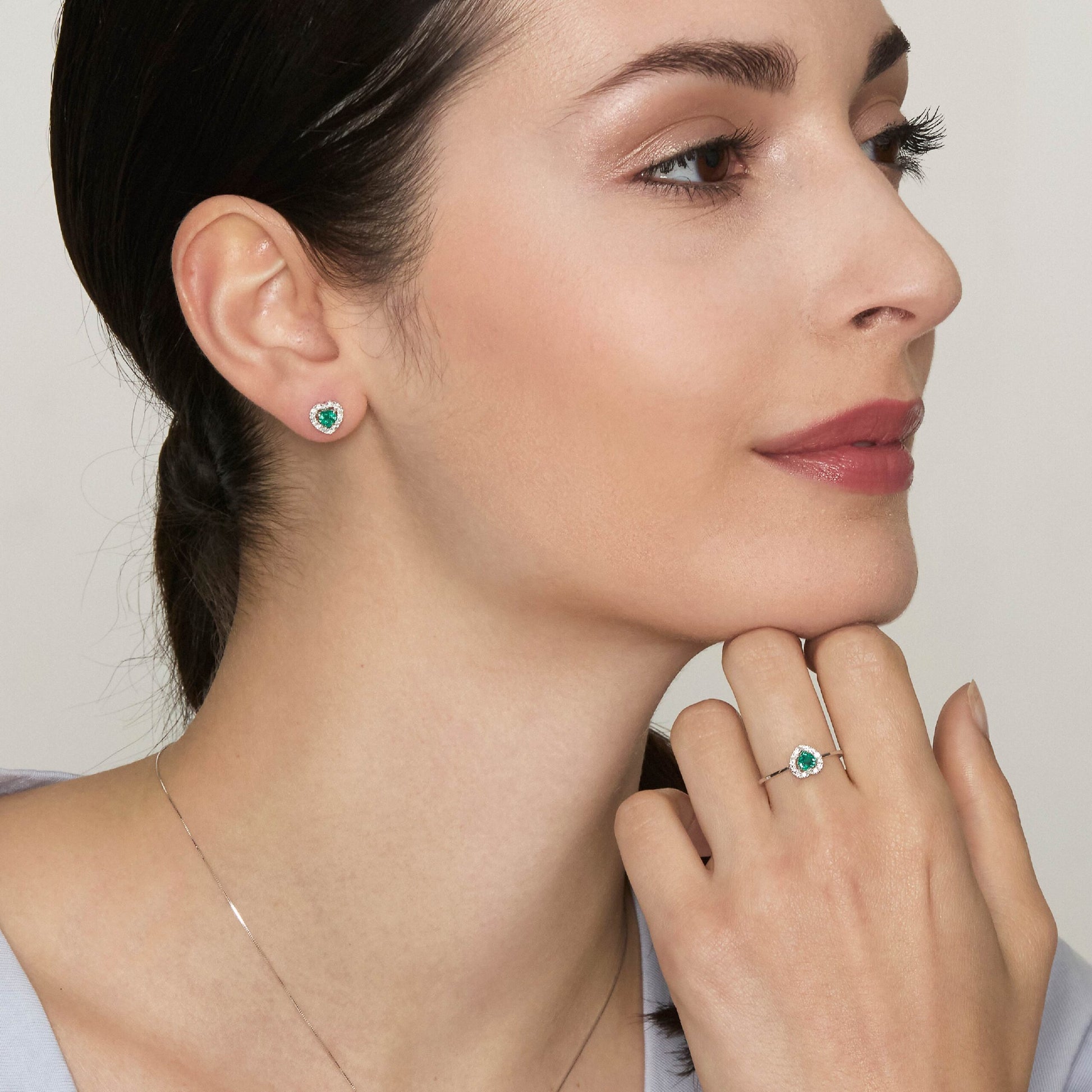 Diamonds | Orecchini in oro, diamanti e smeraldi