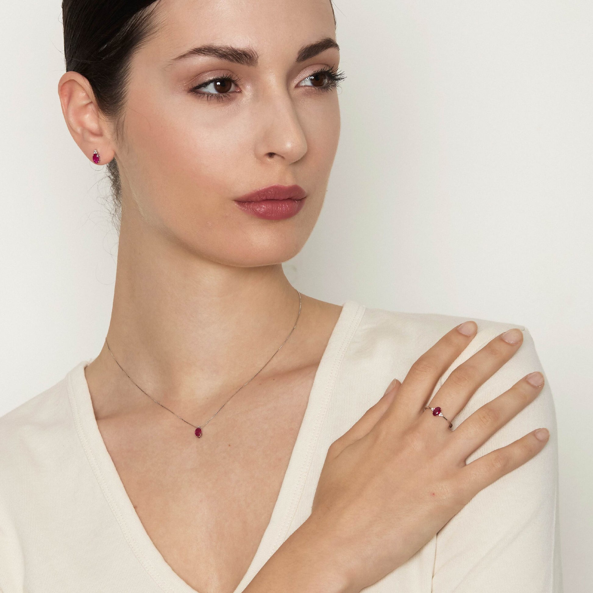 Diamonds | Anello in oro, diamanti e rubino