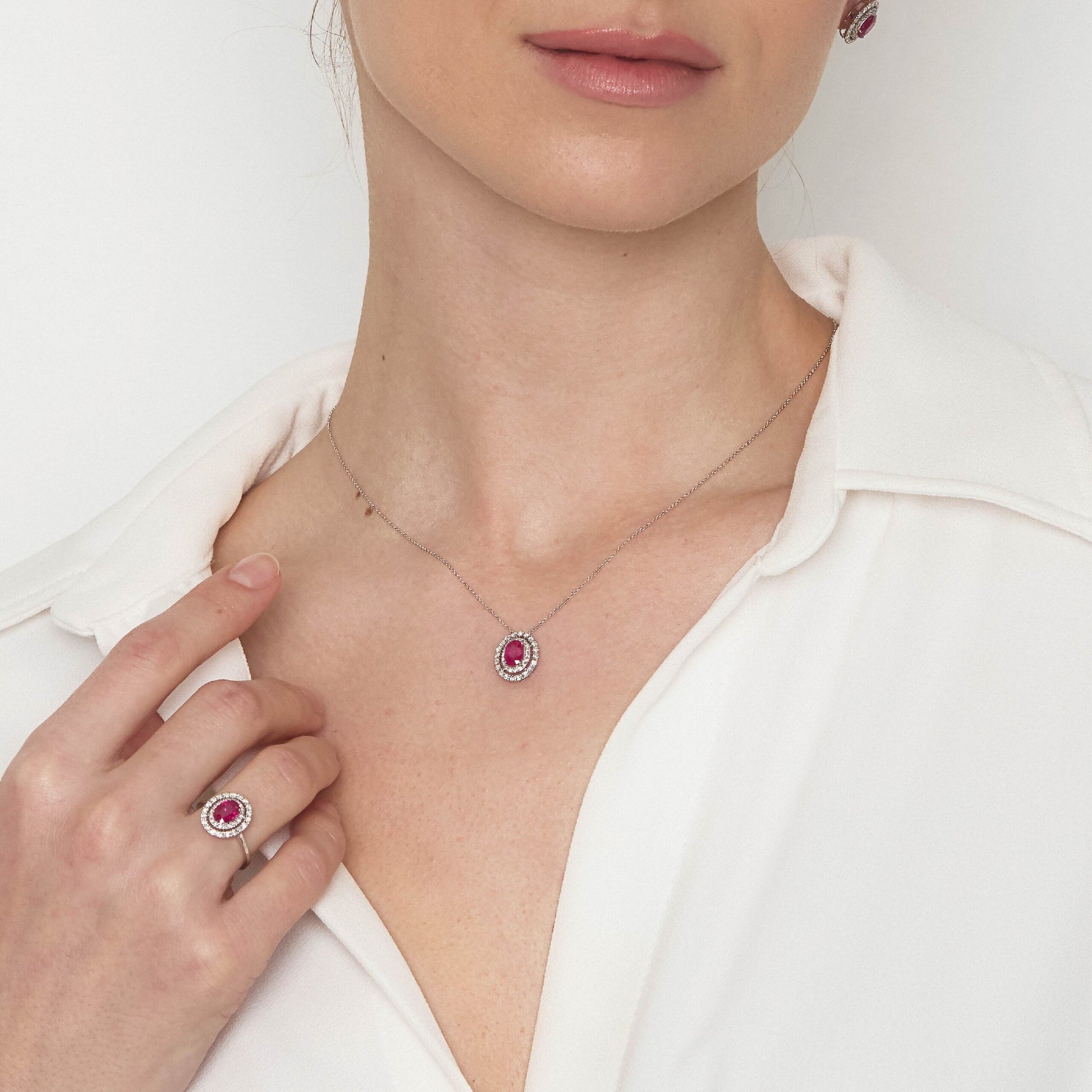Diamonds | Pendente in oro, diamanti e rubino