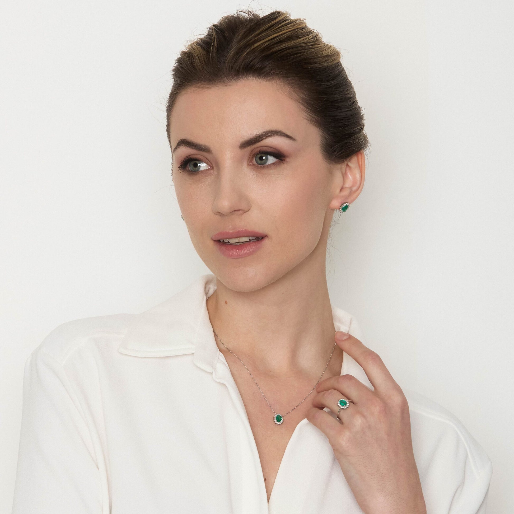Diamonds | Anello in oro, diamanti e smeraldo