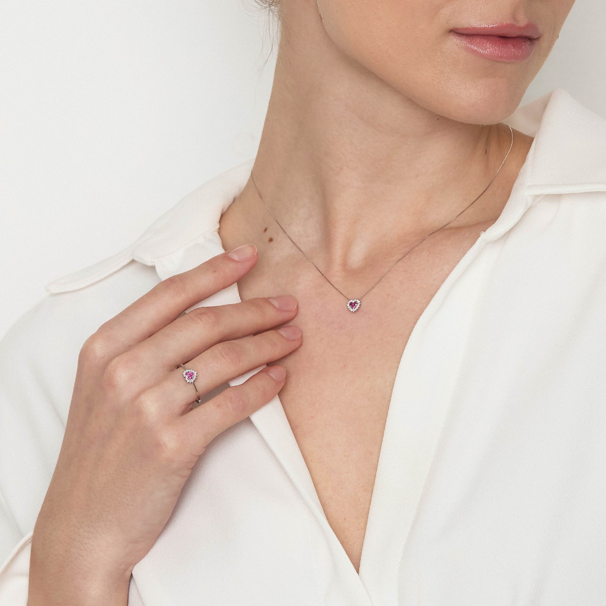 Diamonds | Anello in oro, diamanti e rubino