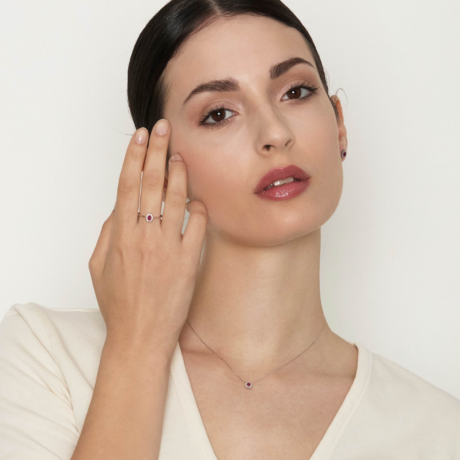 Diamonds | Anello in oro, diamanti e rubino