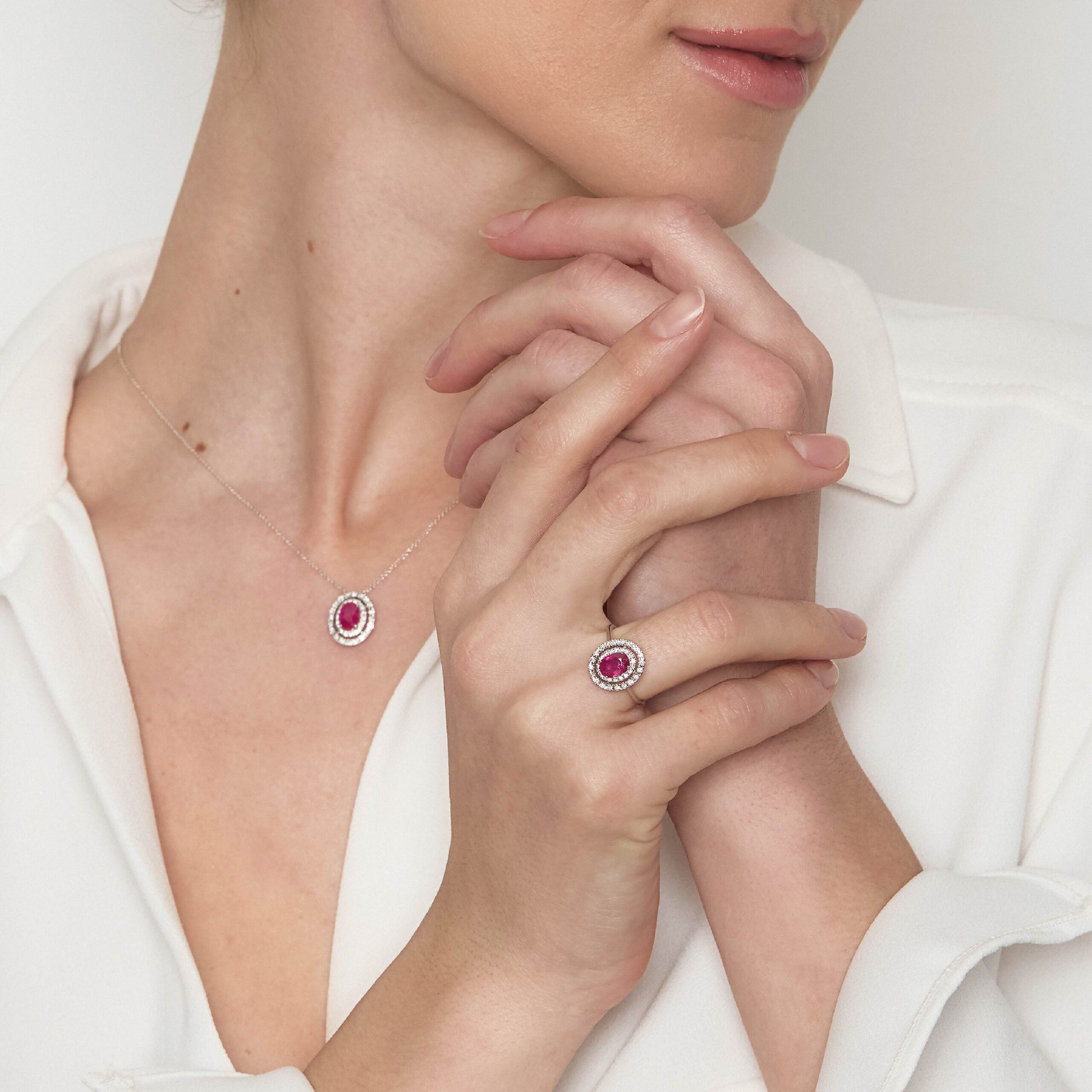 Diamonds | Anello in oro, diamanti e rubino