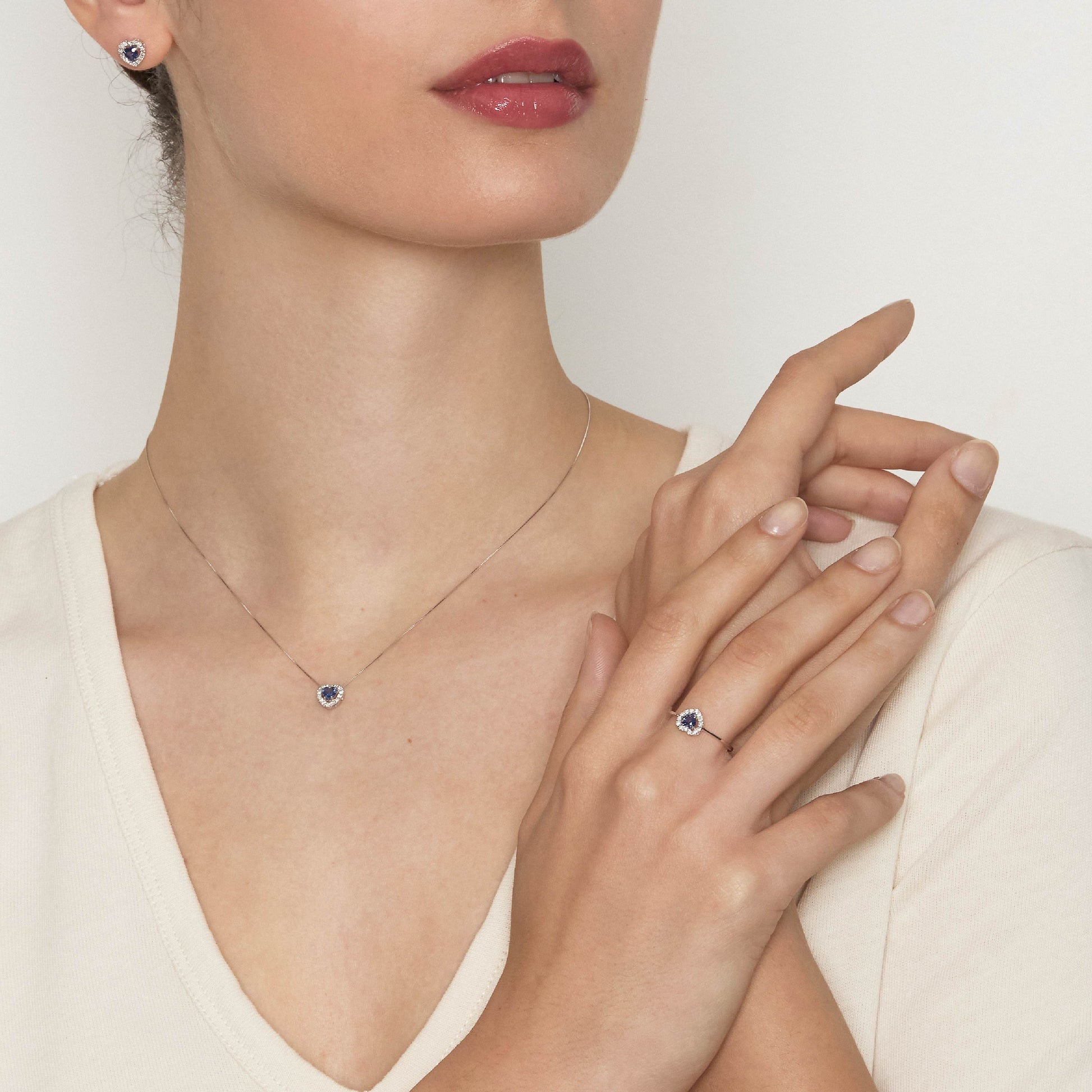 Diamonds | Anello in oro, diamanti e zaffiro blu