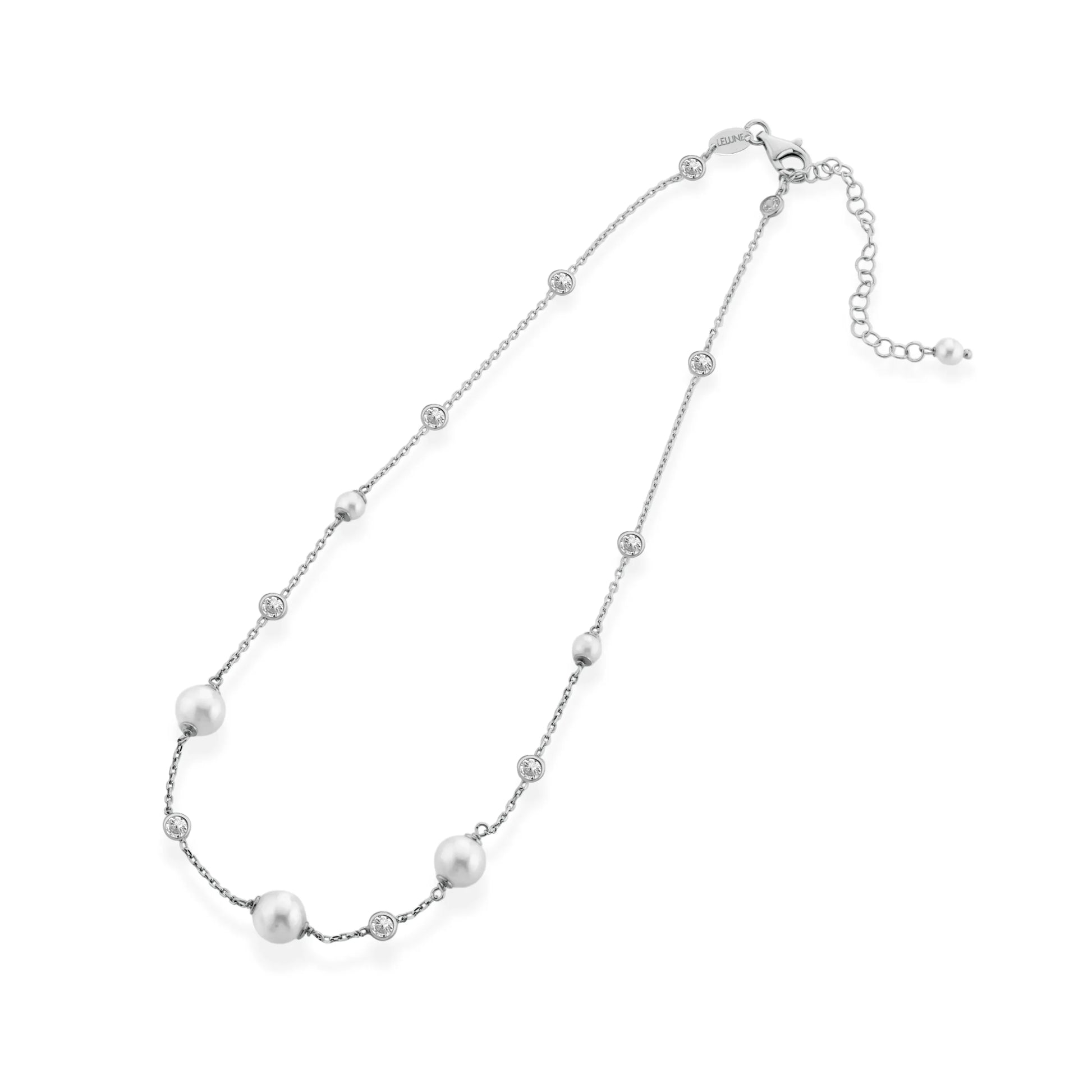 Collana in argento bianco con perle coltivate d'acqua dolce e zirconi