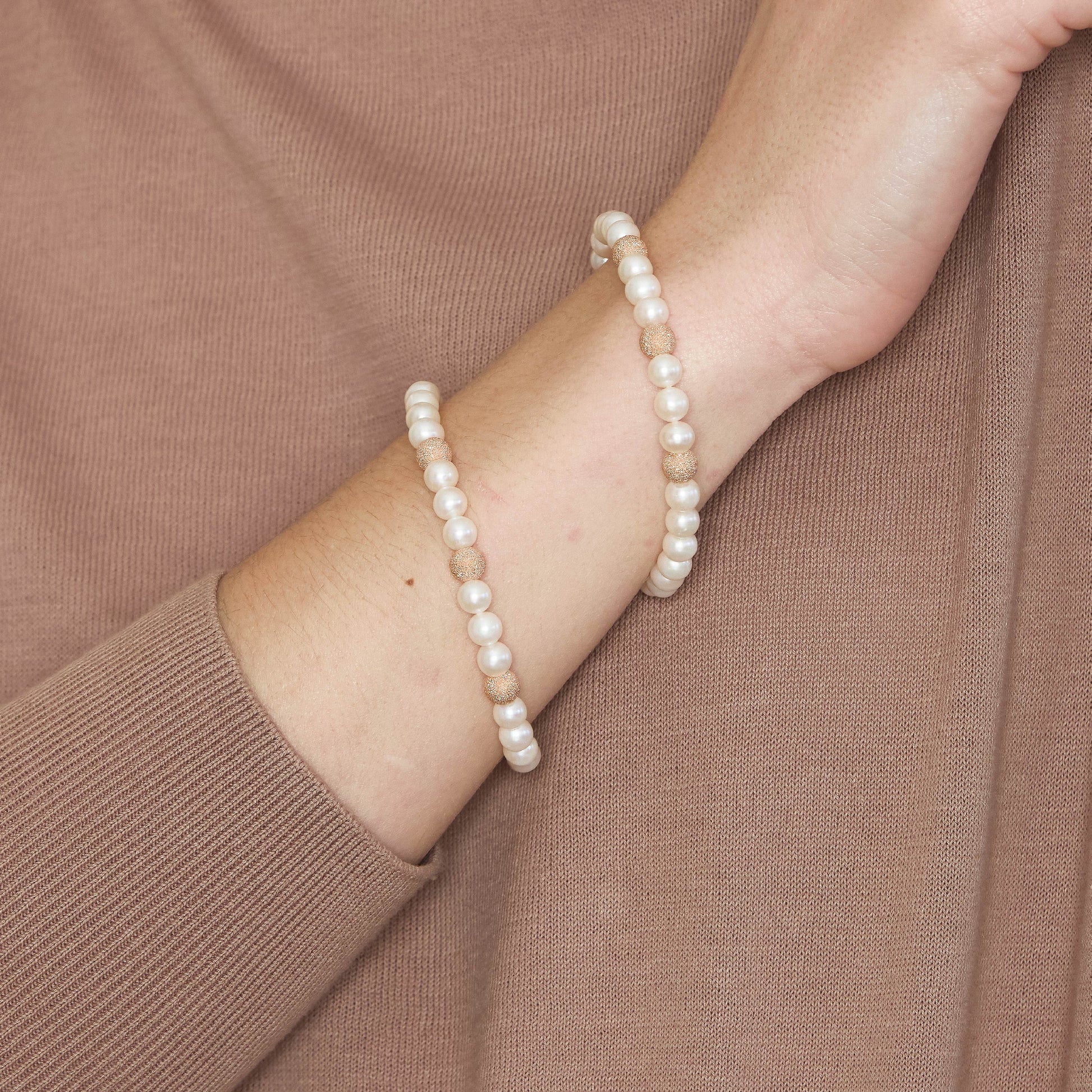 Lune Young | Gold and Pearl Bracelet