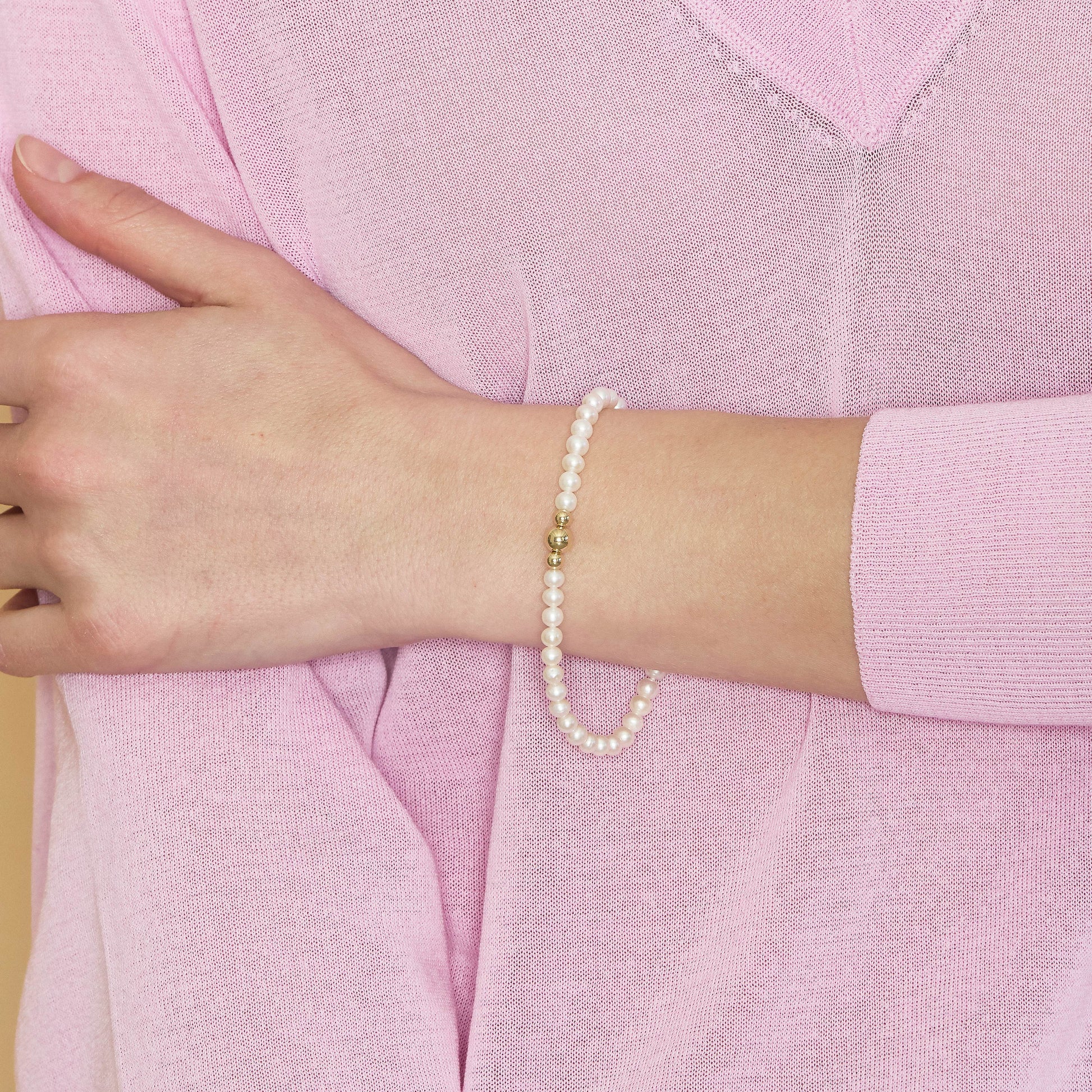 Lune Young | Gold and Pearl Bracelet