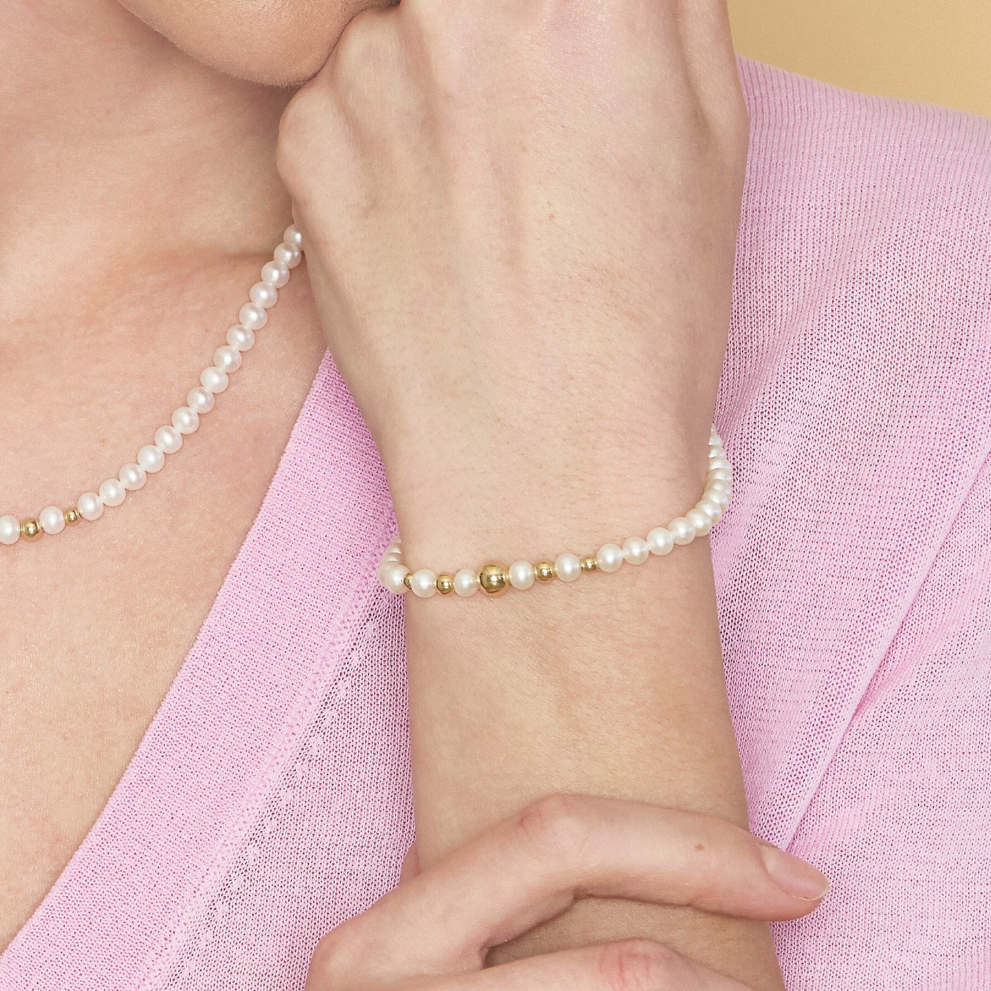 Lune Young | bracelet with 18K gold clasp/elements 