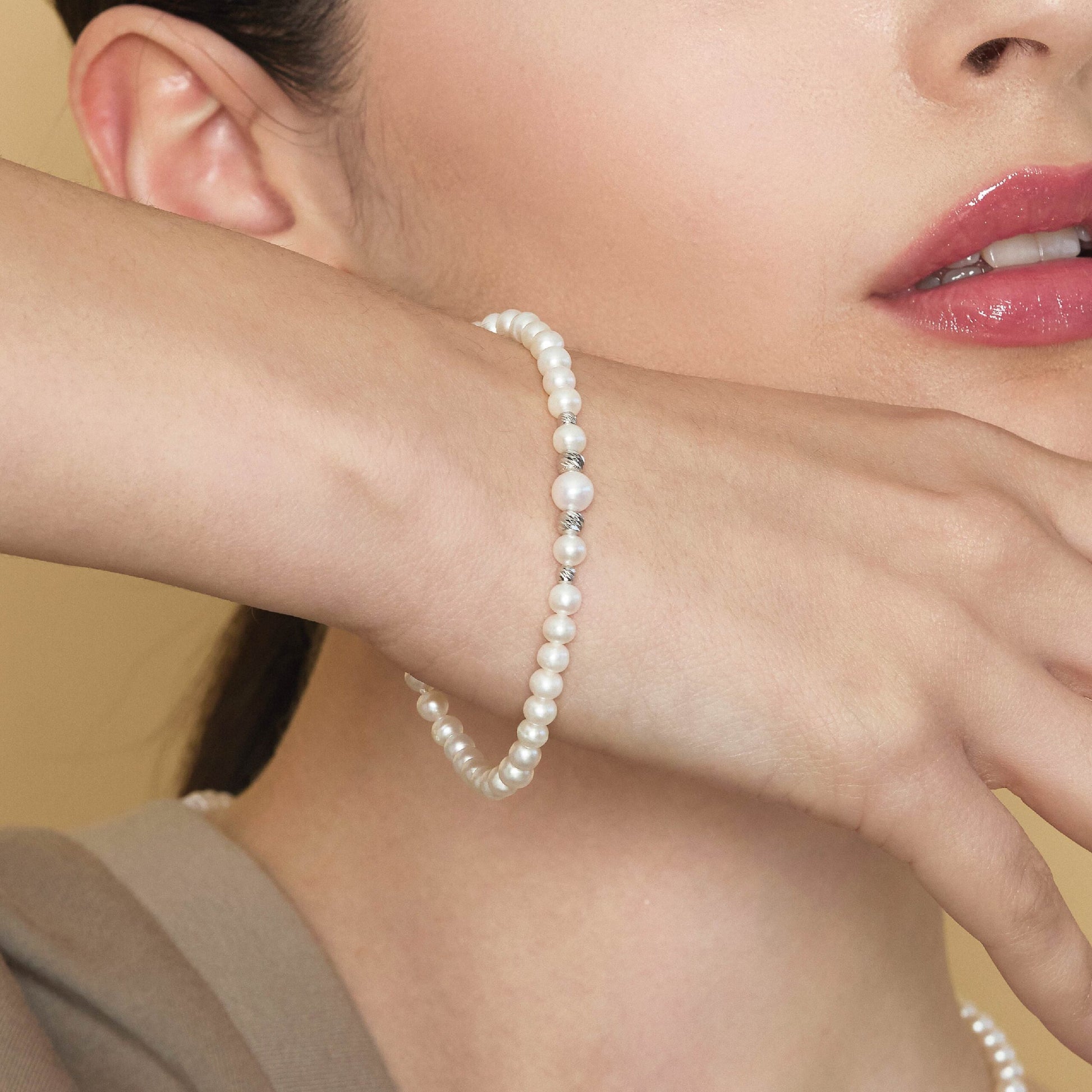 Starlight | Gold and Pearl Bracelet