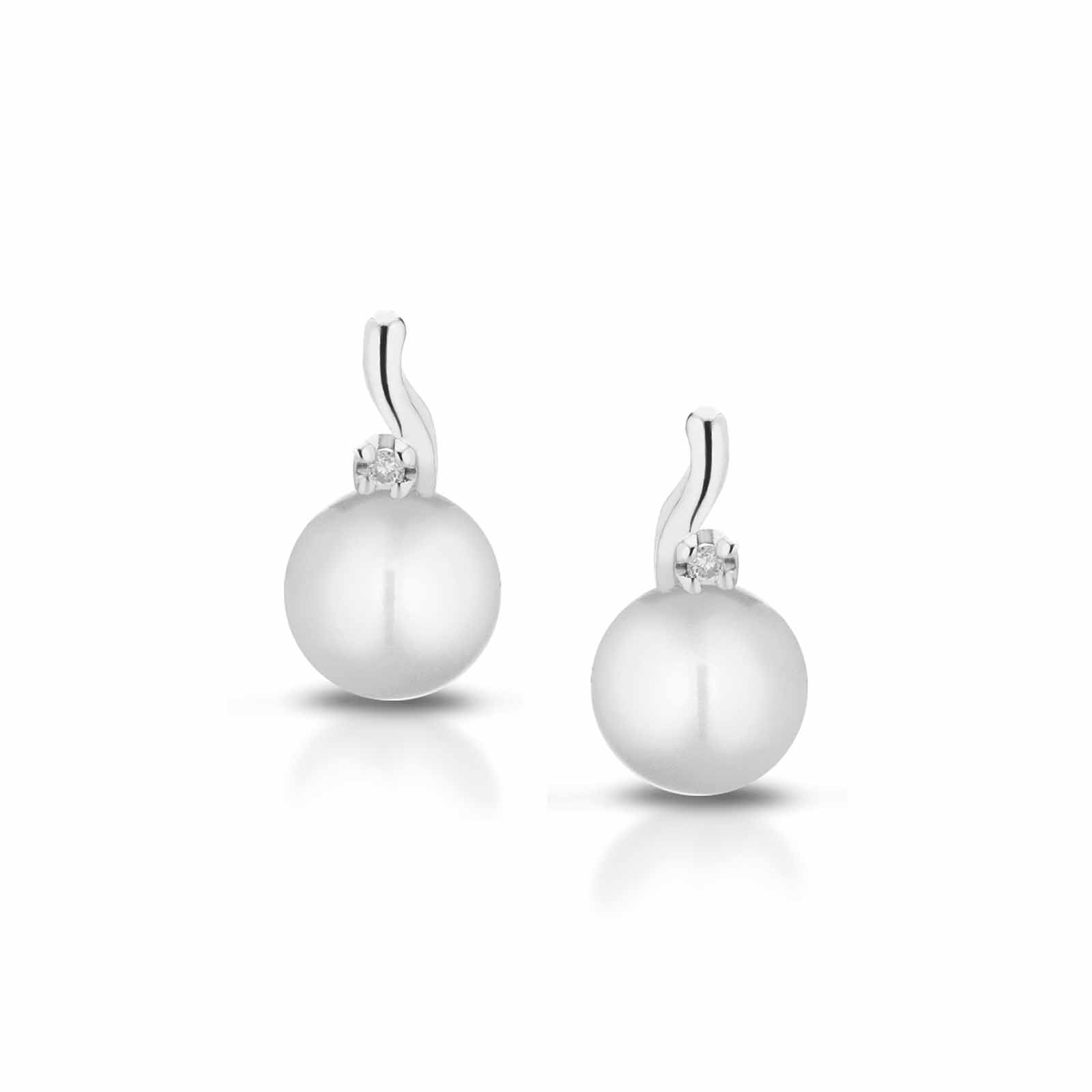 Set | Orecchini in oro bianco, perle e diamanti