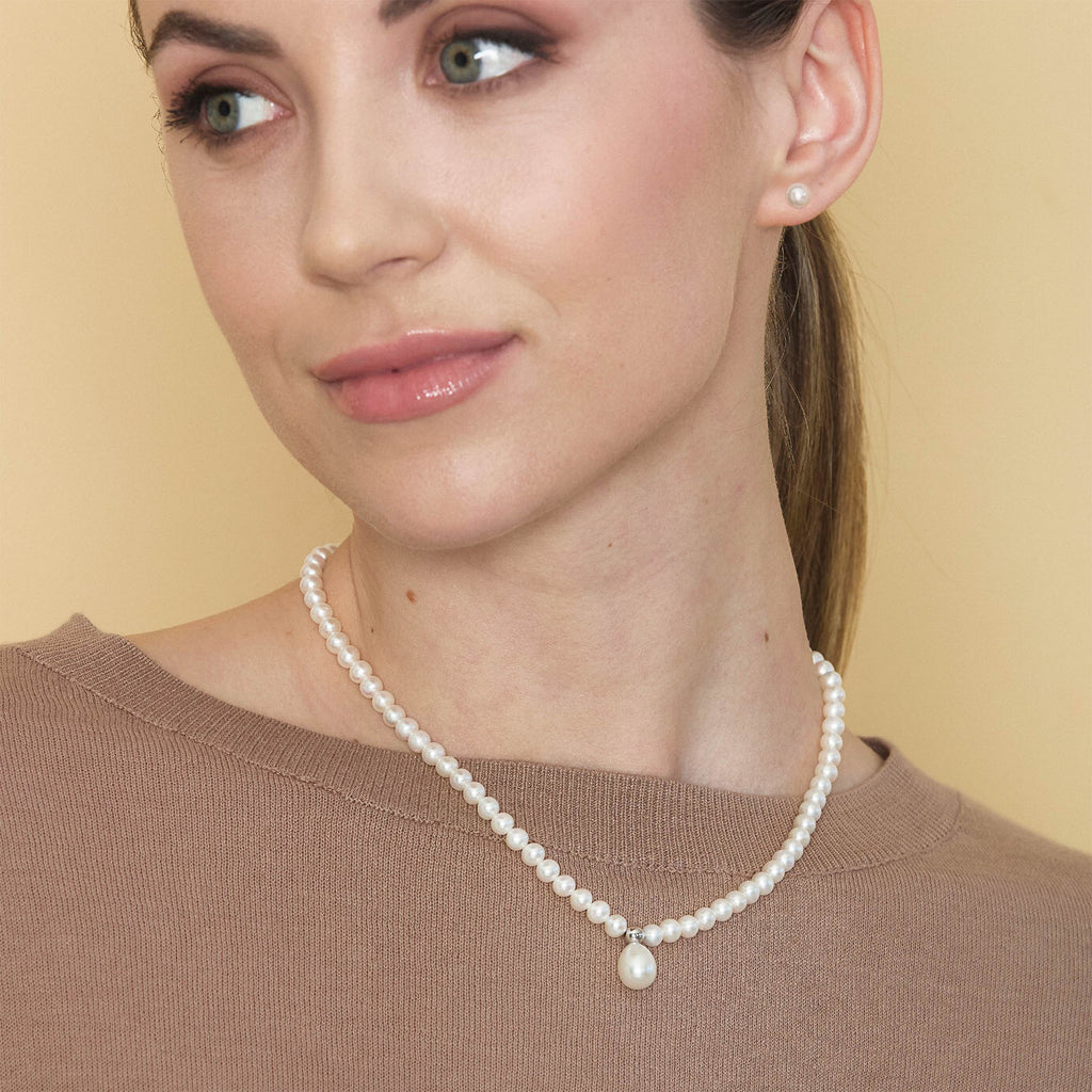 Moonlight | Gold and Pearl Necklace