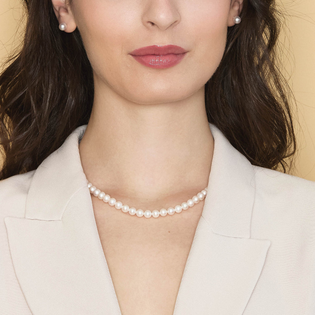 Lune Young | Gold and Pearl Necklace