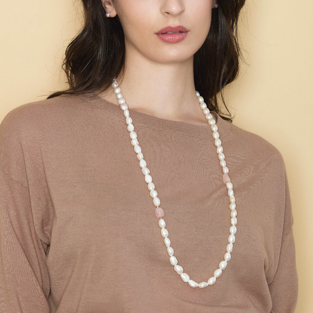 Baroque | Necklace with baroque pearls, gold, and natural stones