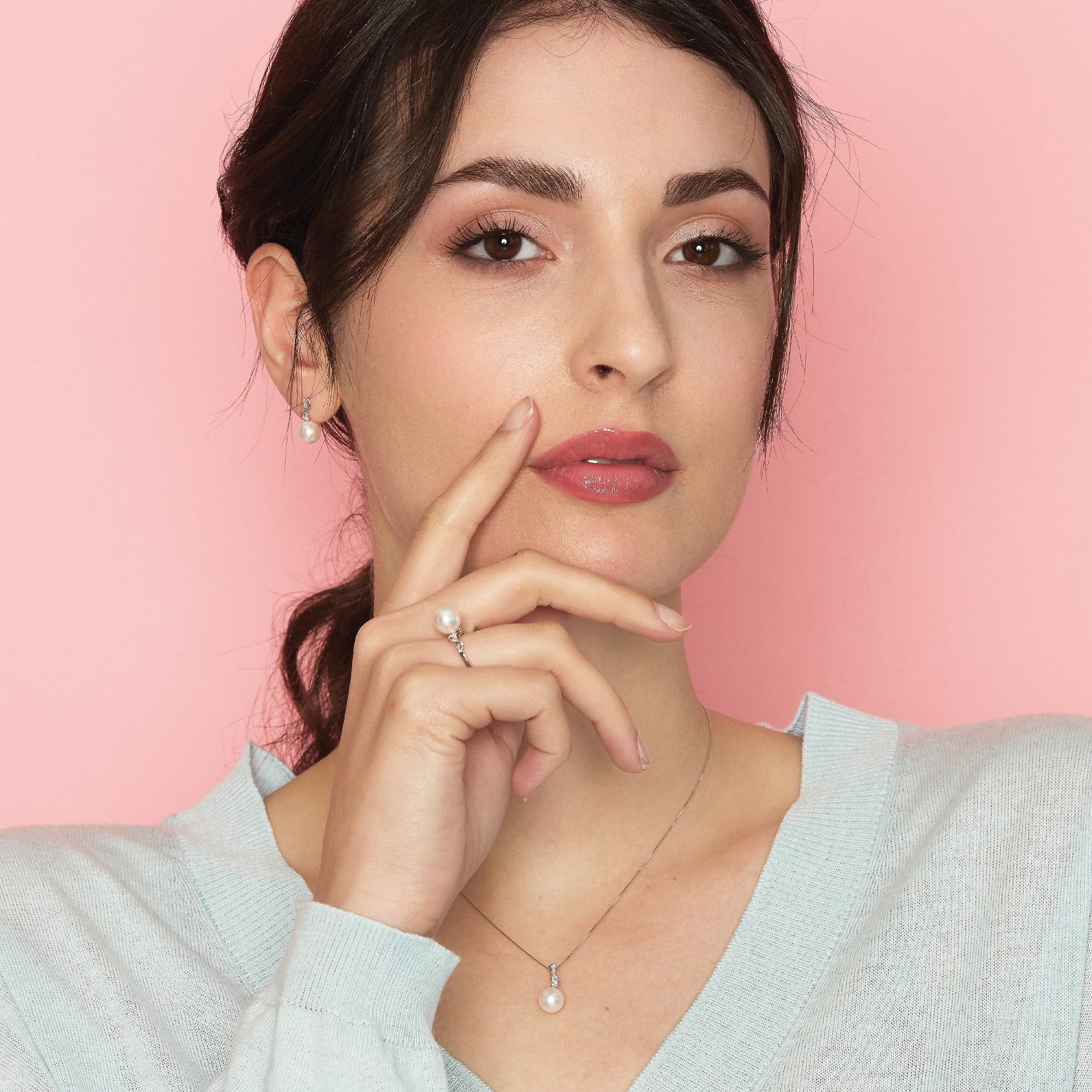 Set | Anello con perla, in oro e diamanti
