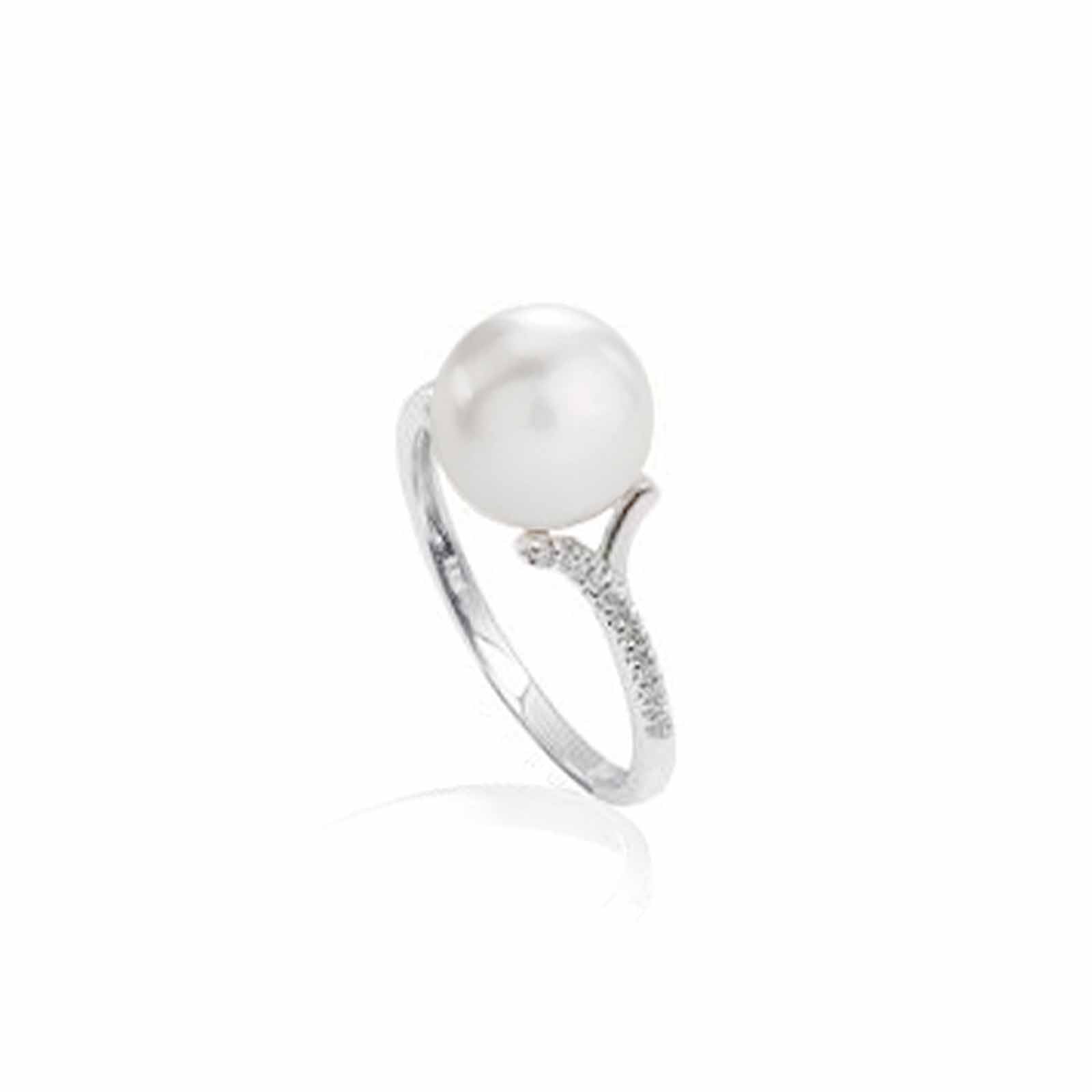 Set | Anello in oro bianco, perla e diamanti