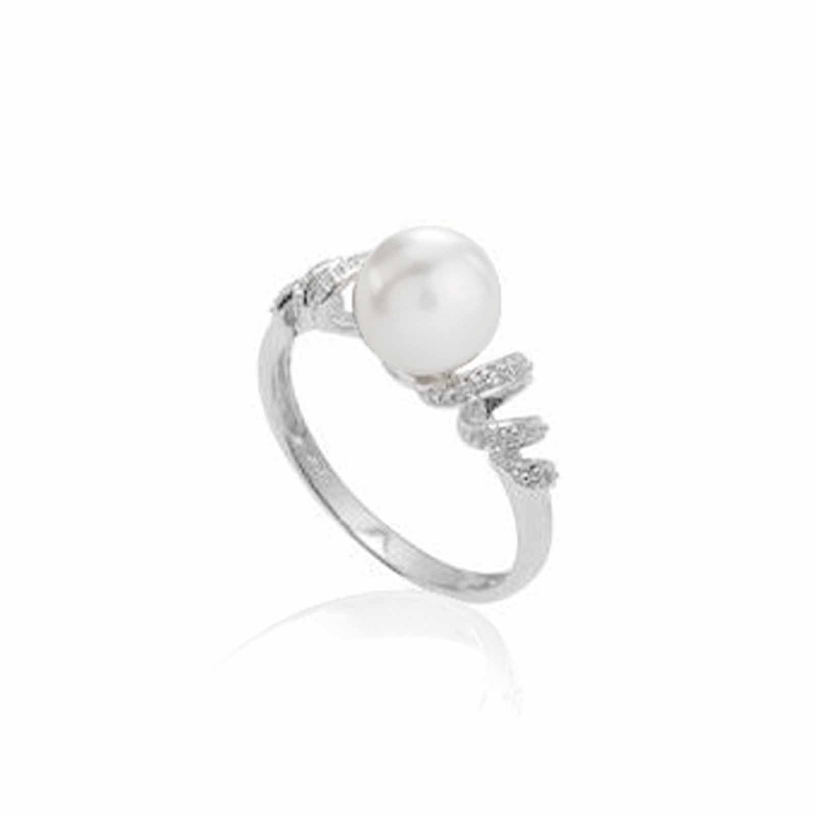 Set | Anello in oro bianco, perla e diamanti