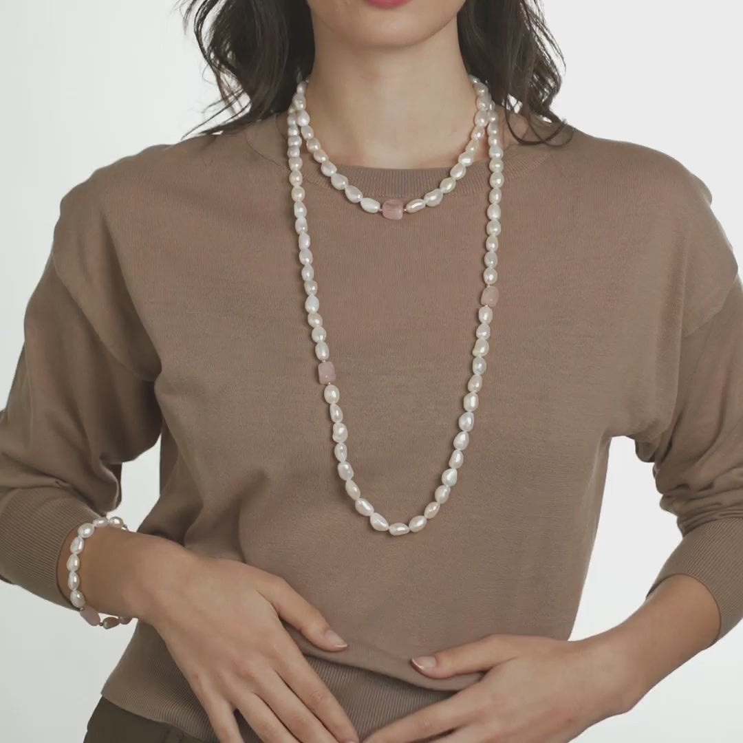 Baroque | Necklace with baroque pearls, gold, and natural stones